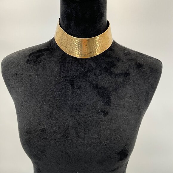 Hammered Brass Metal Choker Collar Necklace Open Back Adjustable Fit - Picture 1 of 5